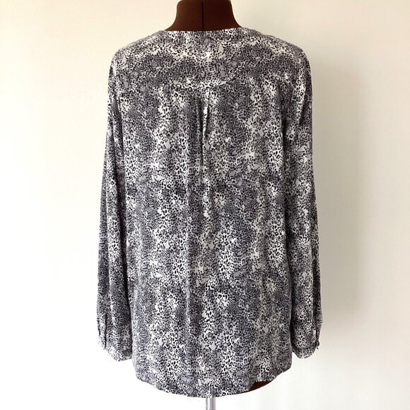 Joie Silk Animal Print V-Neck Button Front Blouse - Picture 5 of 6